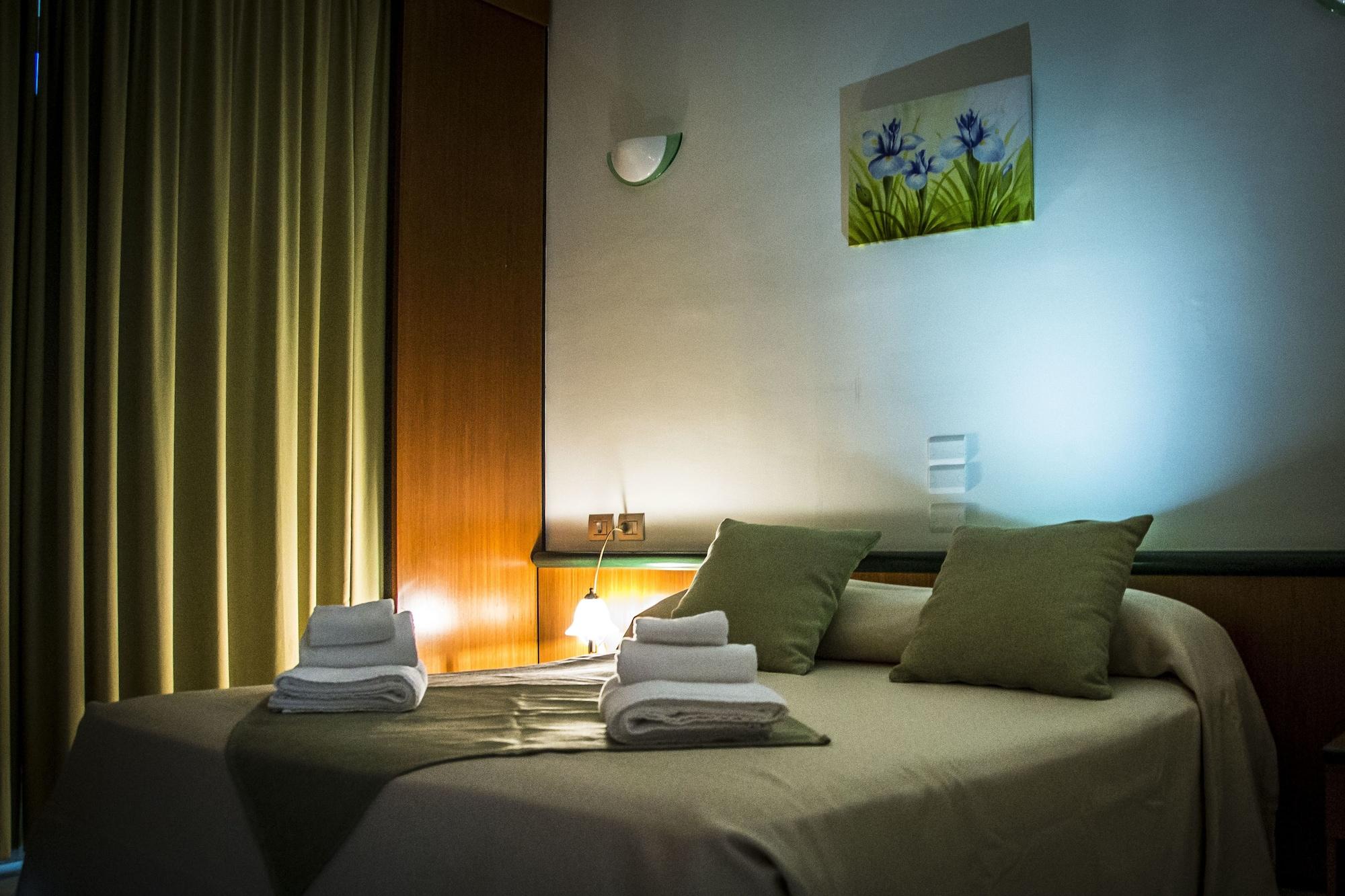 Hotel Cristallo Relais, Sure Hotel Collection By Best Western Tivoli Exteriör bild