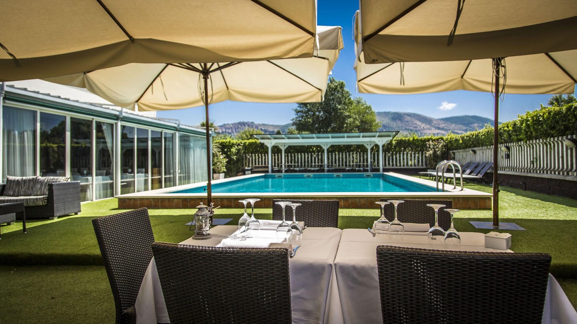 Hotel Cristallo Relais, Sure Hotel Collection By Best Western Tivoli Exteriör bild
