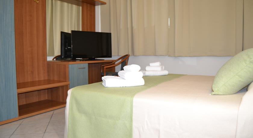 Hotel Cristallo Relais, Sure Hotel Collection By Best Western Tivoli Exteriör bild