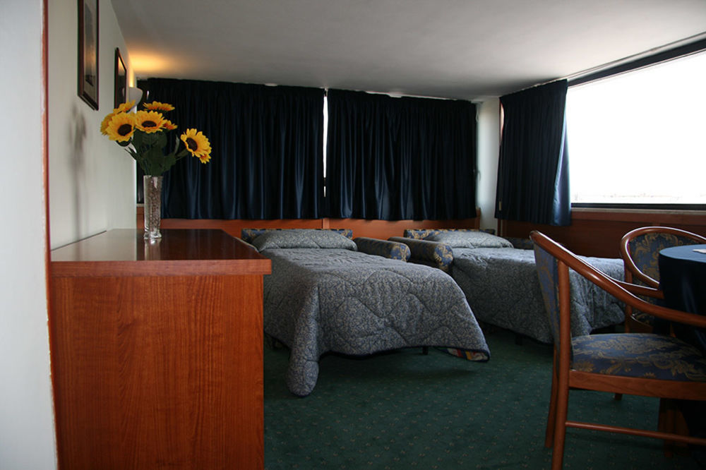 Hotel Cristallo Relais, Sure Hotel Collection By Best Western Tivoli Exteriör bild
